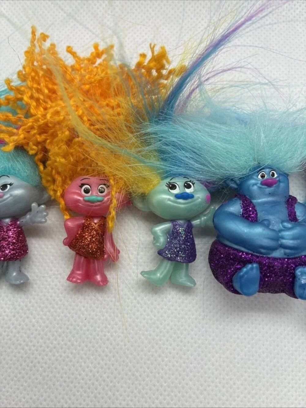 DreamWorks Trolls Figure Lot 6 Mini Dolls Glitter Hair Toy Collectible Figures